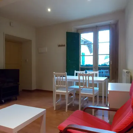 Codallos Apartment *